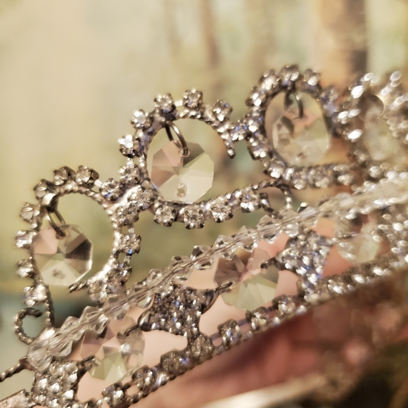 Vintage Antique Tiara Crown Headpiece - Picture 3 of 4